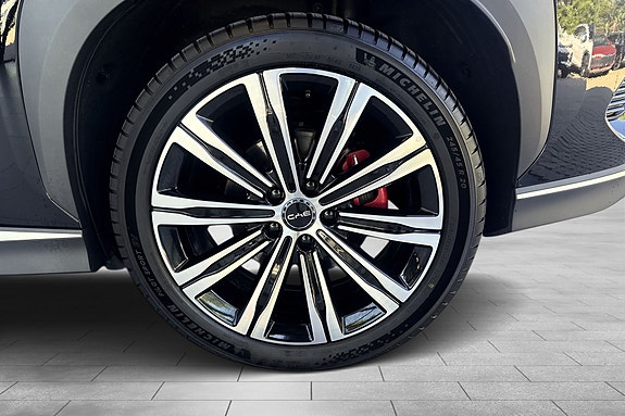 BYD Sealion 7 8 of 20