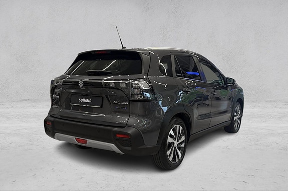 Suzuki S-Cross 5 of 17