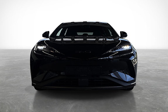 BYD Sealion 7 2 of 20
