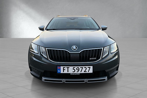 Skoda Octavia Scout 7 of 30