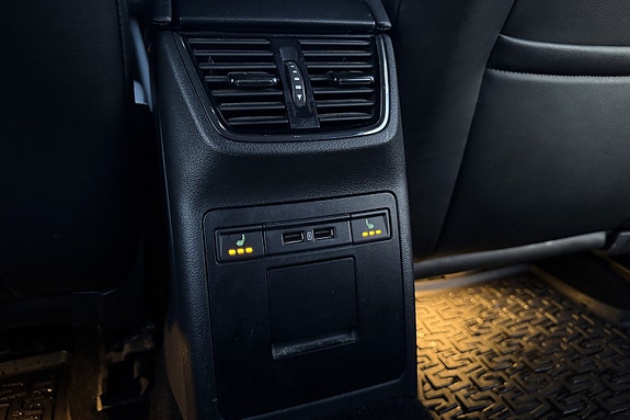 Skoda Octavia Scout 27 of 30