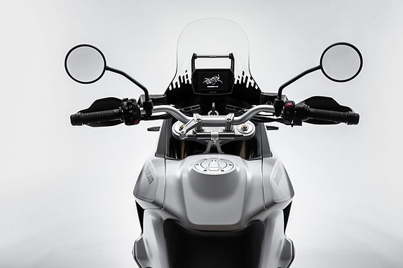 Ducati DesertX V2 16 of 18