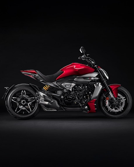 Ducati XDiavel V4 8 of 12
