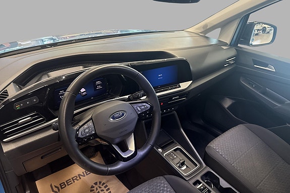 Ford Transit Connect 10 of 23