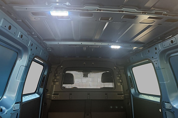 Ford Transit Connect 20 of 23