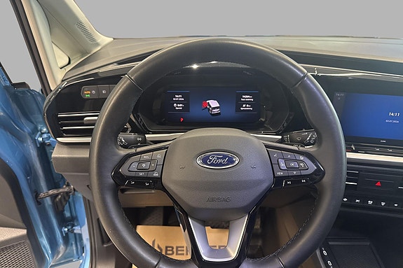 Ford Transit Connect 12 of 23