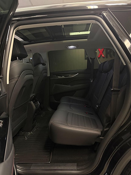 Maxus Euniq 6 30 of 30