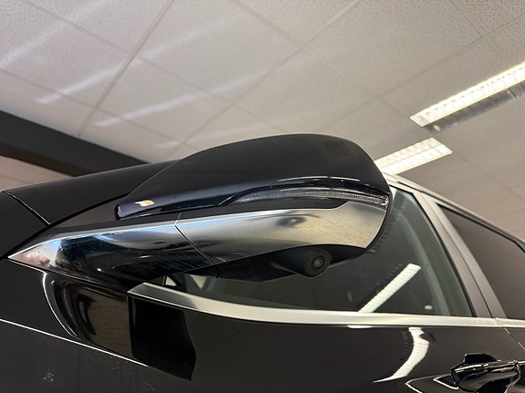 Maxus Euniq 6 8 of 30