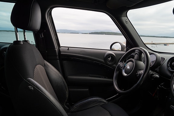 MINI Countryman Cooper D 9 of 11