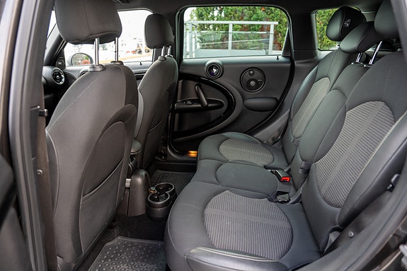 MINI Countryman Cooper D 6 of 11