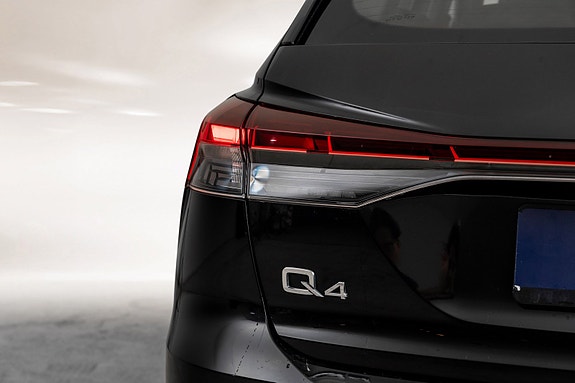Audi Q4 e-tron 8 of 30