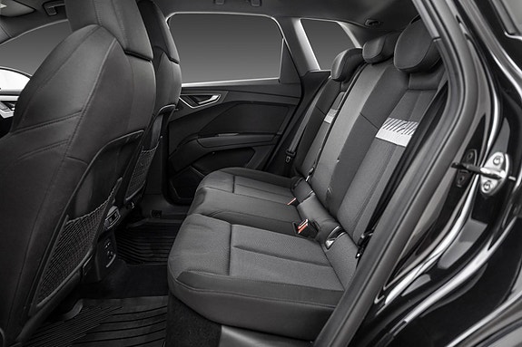 Audi Q4 e-tron 11 of 30