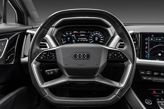 Audi Q4 e-tron 14 of 30