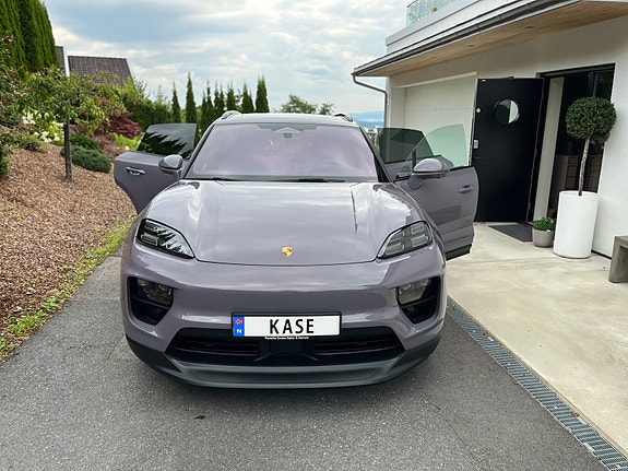 Porsche Macan 4 7 of 26