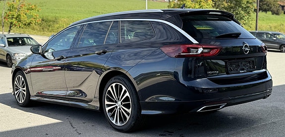 Opel Insignia 8 of 30