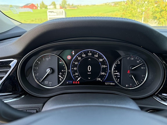 Opel Insignia 17 of 30