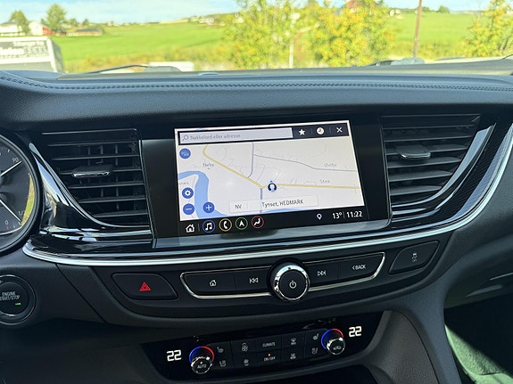 Opel Insignia 25 of 30