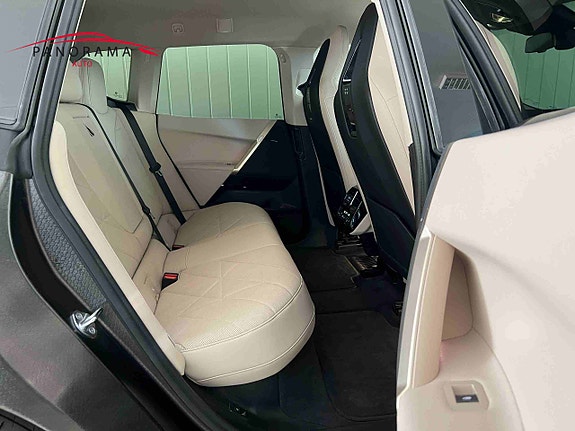 BMW iX 22 of 30