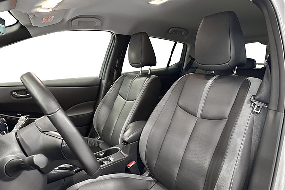 Nissan Leaf 7 of 20