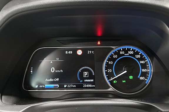 Nissan Leaf 13 of 20