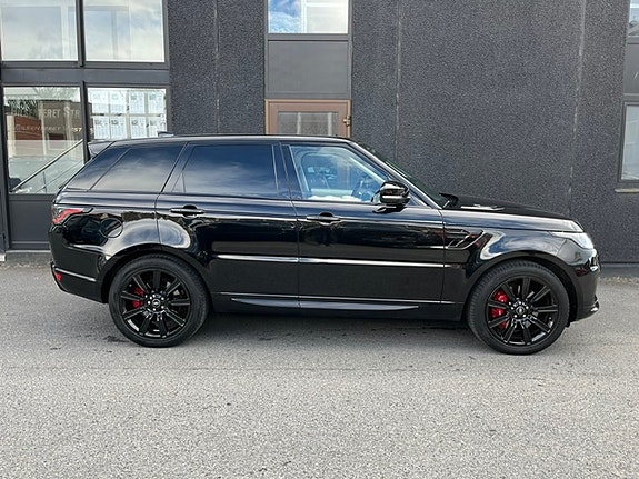 Land Rover Range Rover Sport 4 of 30