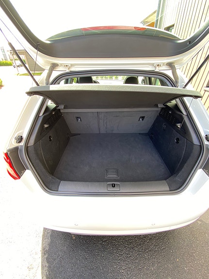 Audi e-tron 5 of 15