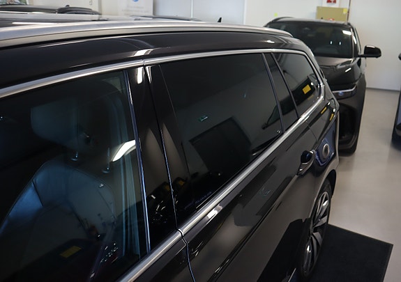 Volkswagen Passat 6 of 30
