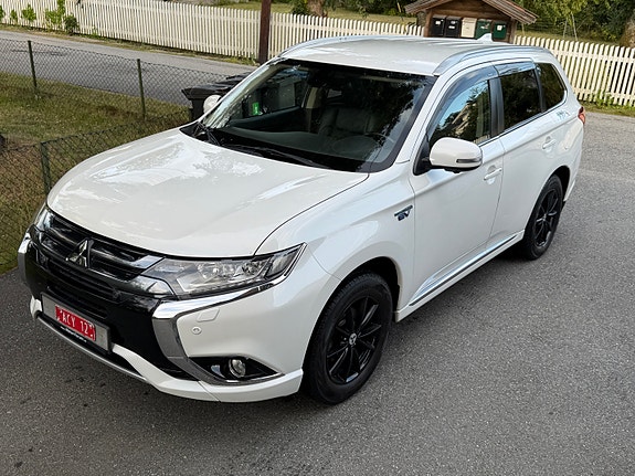 Mitsubishi Outlander 6 of 26