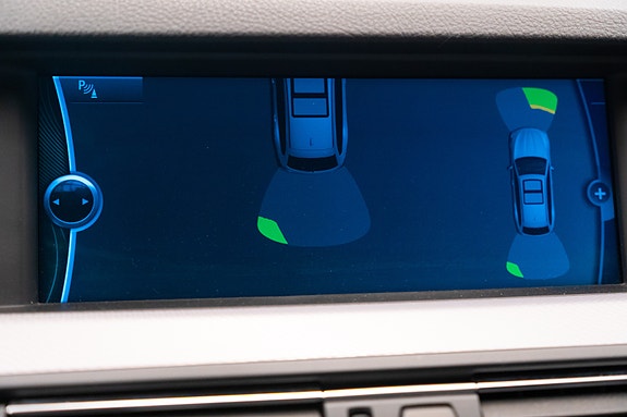 BMW 520i 28 of 30