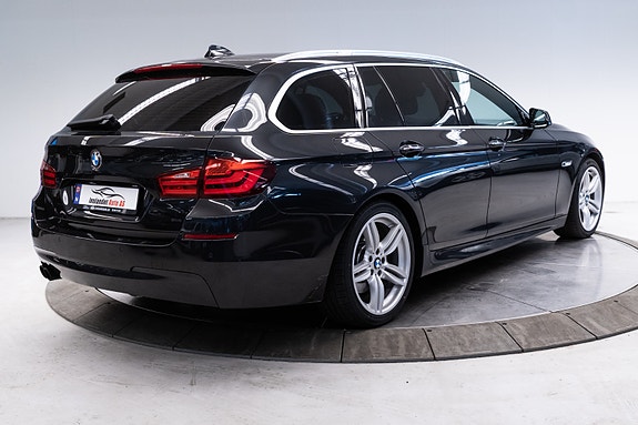 BMW 520i 8 of 30