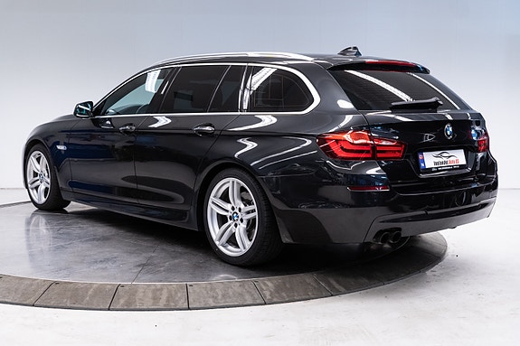 BMW 520i 16 of 30