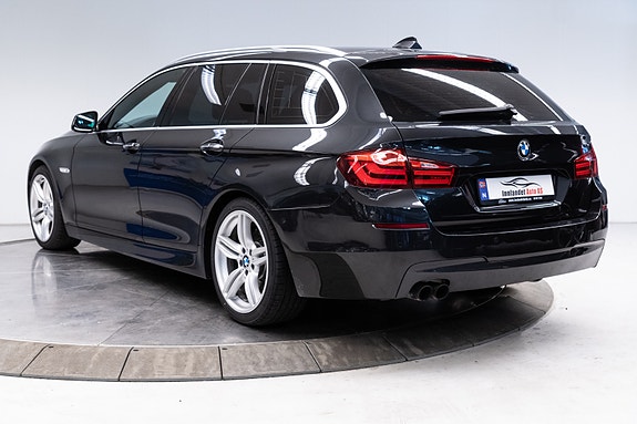 BMW 520i 17 of 30