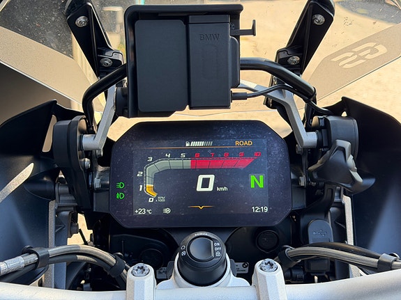 BMW R 1250 GS DYNAMIC ESA / VARIO / LED / VARMESETE / 16.30 16 of 25