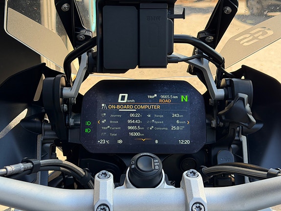 BMW R 1250 GS DYNAMIC ESA / VARIO / LED / VARMESETE / 16.30 20 of 25