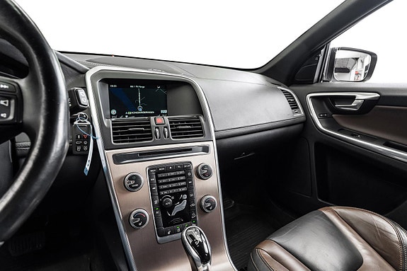 Volvo XC60 21 of 30
