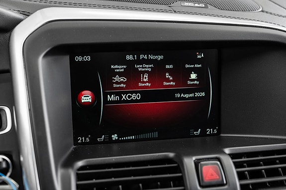 Volvo XC60 25 of 30