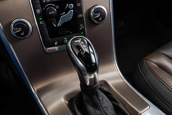 Volvo XC60 26 of 30