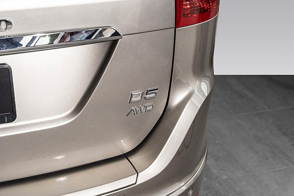 Volvo XC60 8 of 30