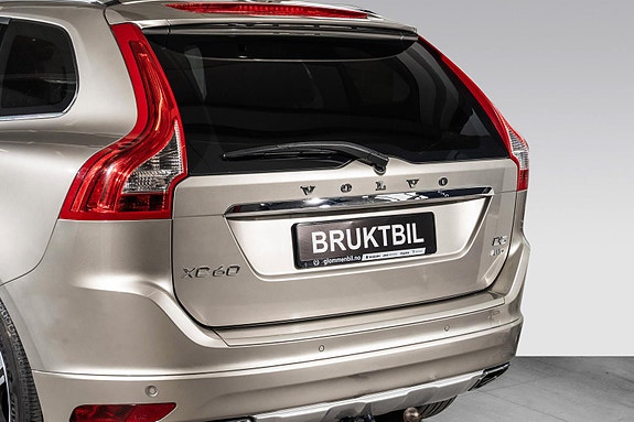 Volvo XC60 5 of 30