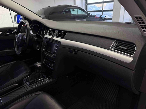Skoda Superb 19 of 30