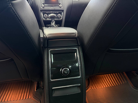 Skoda Superb 25 of 30
