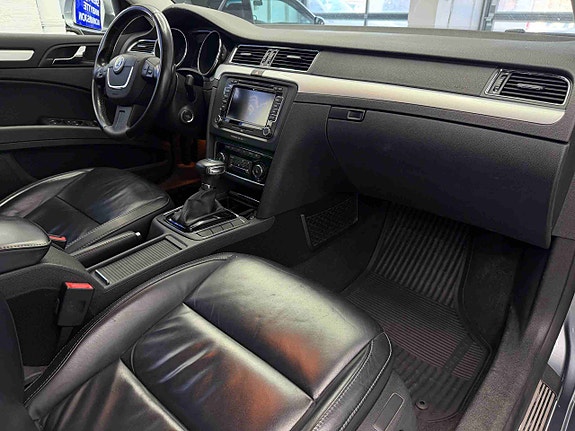 Skoda Superb 21 of 30