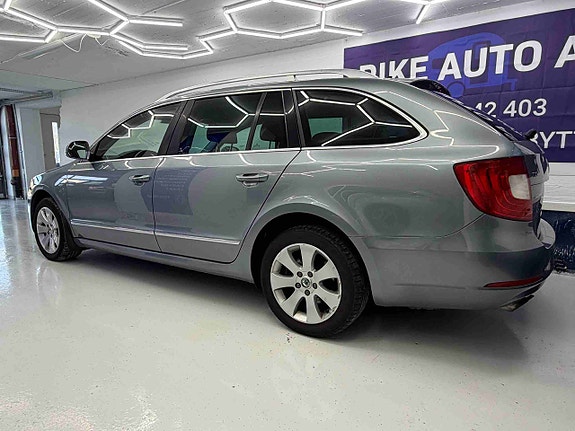 Skoda Superb 5 of 30