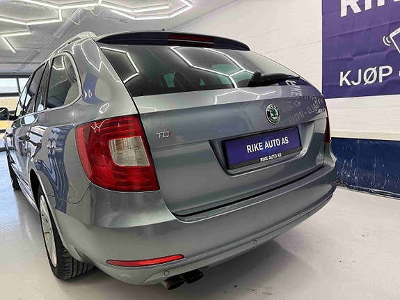 Skoda Superb 7 of 30