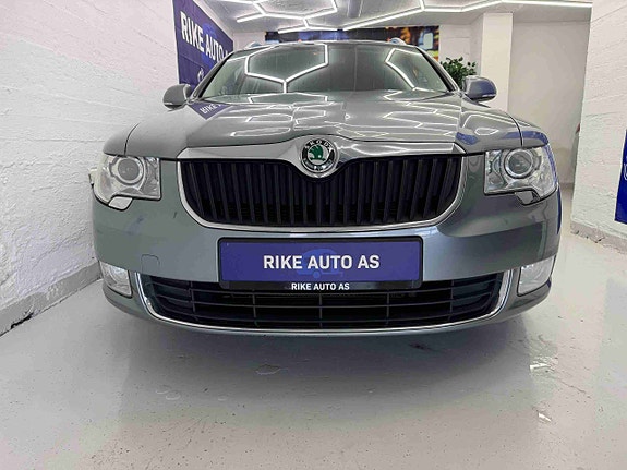 Skoda Superb 2 of 30