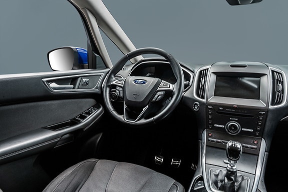 Ford S-MAX 19 of 30