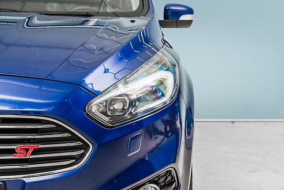 Ford S-MAX 4 of 30