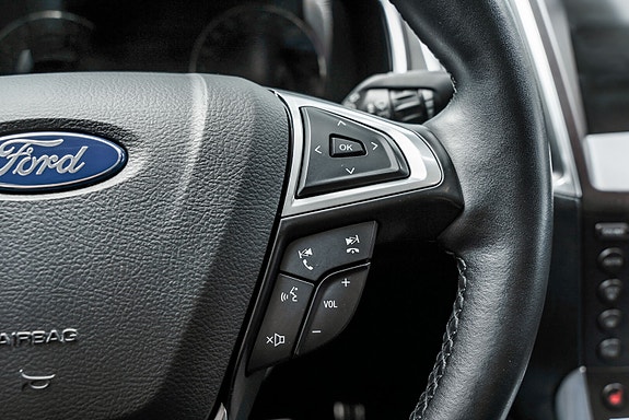 Ford S-MAX 23 of 30