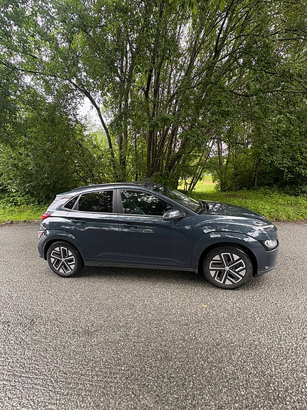 Hyundai Kona 10 of 30