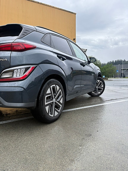 Hyundai Kona 3 of 30